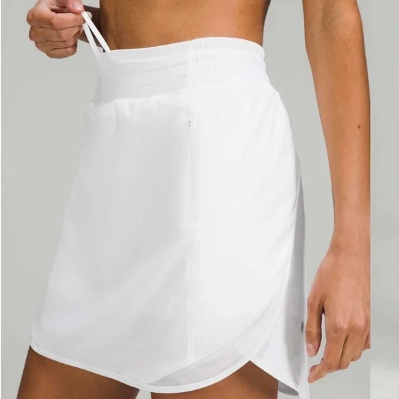 Lululemon Hotty Hot High-Rise Long White Reflective Skirt Skort size 2 NWOT - Picture 4 of 13